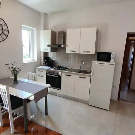 Apartmán Desa Only For Family Pag Town