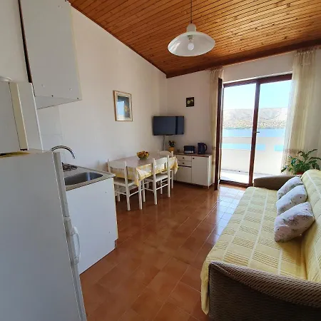Appartamento Desa - Only For Families Pag Town