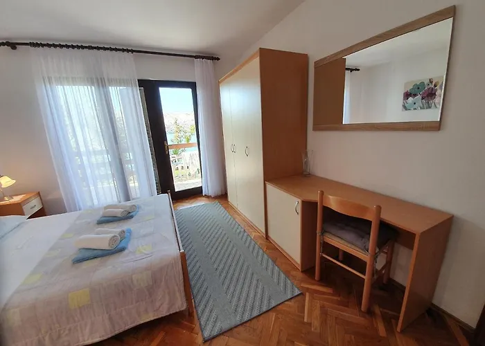 Desa Apartments Only For Family Pag Town