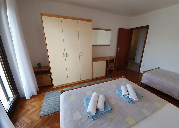 Desa Apartments Only For Family Appartement Pag Town