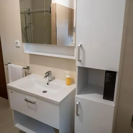 Apartman Desa - Only For Families Pag Town